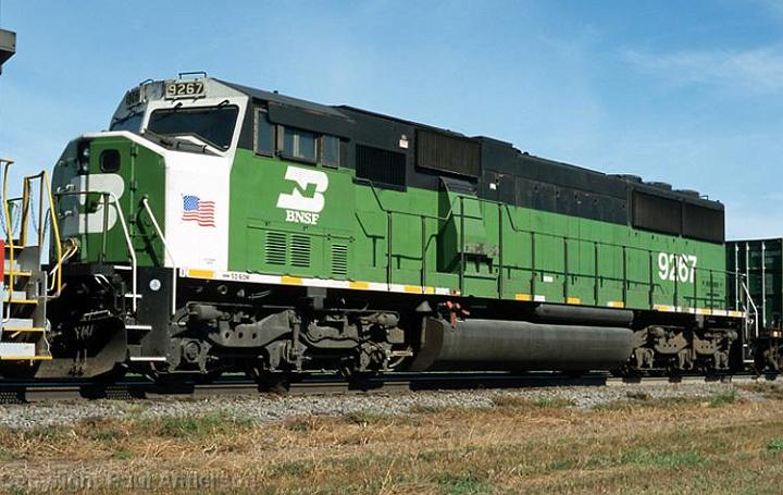 BNSF 9267 SD60M.jpg